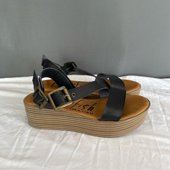 BLOWFISH Malibu Vegan Leather gladiator strap platform sandals w/ metal buckles - Picture 13 of 15